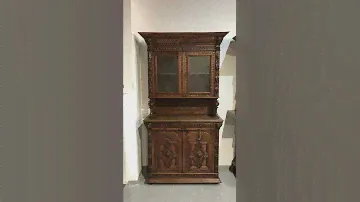 Буфет из массива дуба