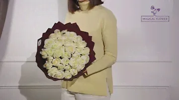 25 Белых роз 50 см